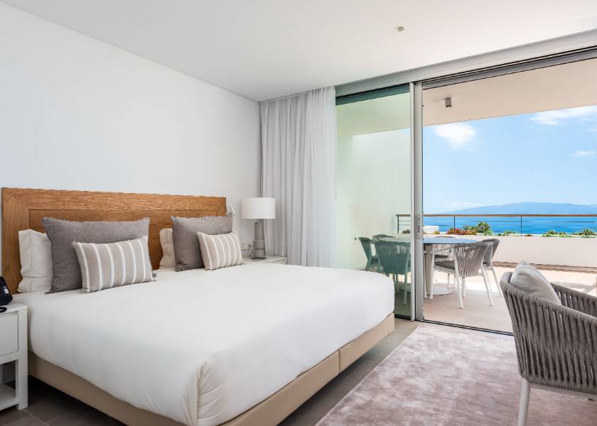 3 bedroom suite with ocean views Hotel Los Jardines de Abama Suites Tenerife
