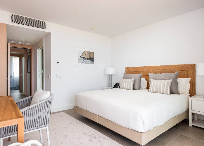 3 bedroom suite with ocean views Hotel Los Jardines de Abama Suites Tenerife