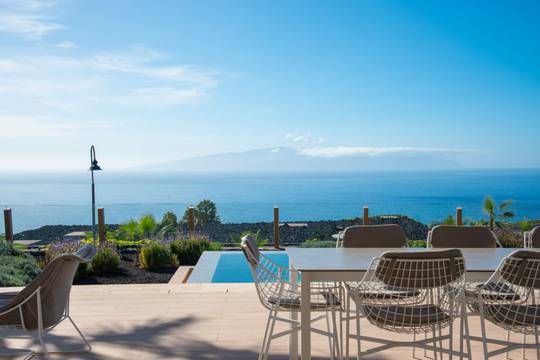 2 bedroom villa del tenis with ocean views and a private swimming pool Hotel Los Jardines de Abama Suites Tenerife 2 bedroom villa del tenis with ocean views and a private swimming pool Hotel Los Jardines de Abama Suites Tenerife