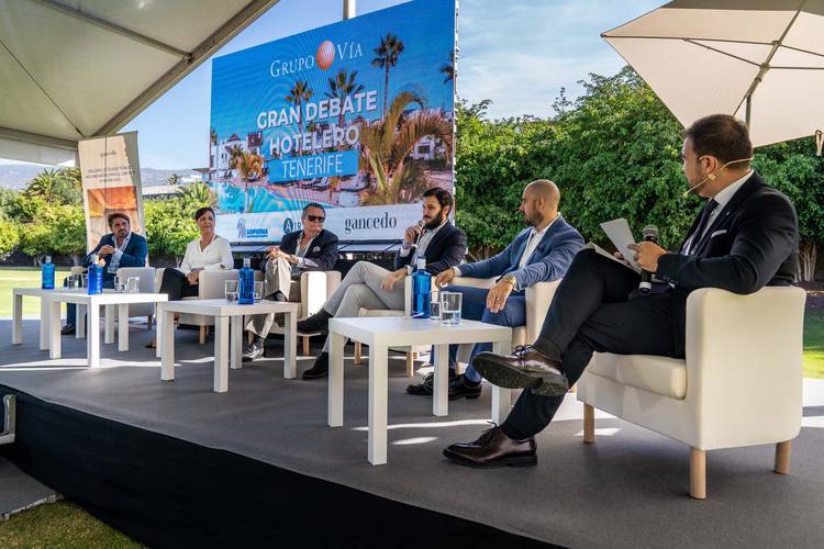 Great Hotel Debate: Attracting talent and motivation, keys to the success of Canary Islands Hotels Abama Hotels