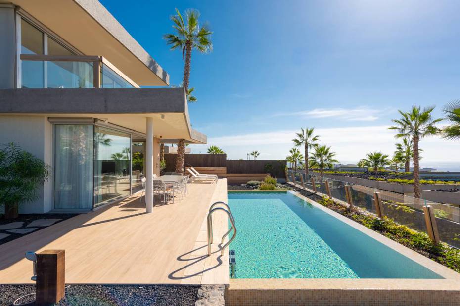 3 bedroom villa del tenis with ocean views and a private swimming pool Hotel Los Jardines de Abama Suites Tenerife