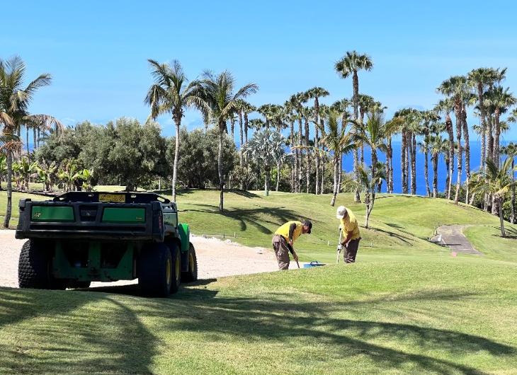 This is how the greens are cared for Abama Hotels This is how the greens are cared for Abama Hotels