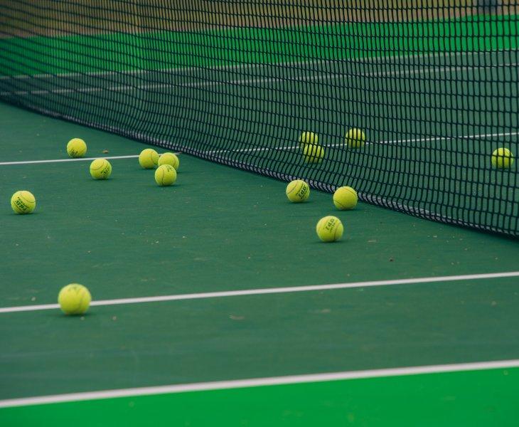 Play tennis or paddle tennis with your children Abama Hotels Play tennis or paddle tennis with your children Abama Hotels